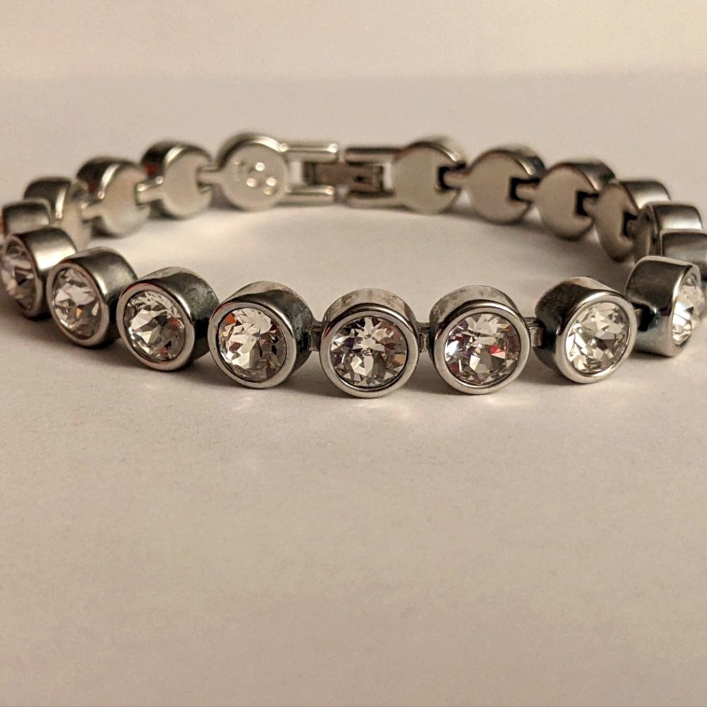 Stainless steel bracelet